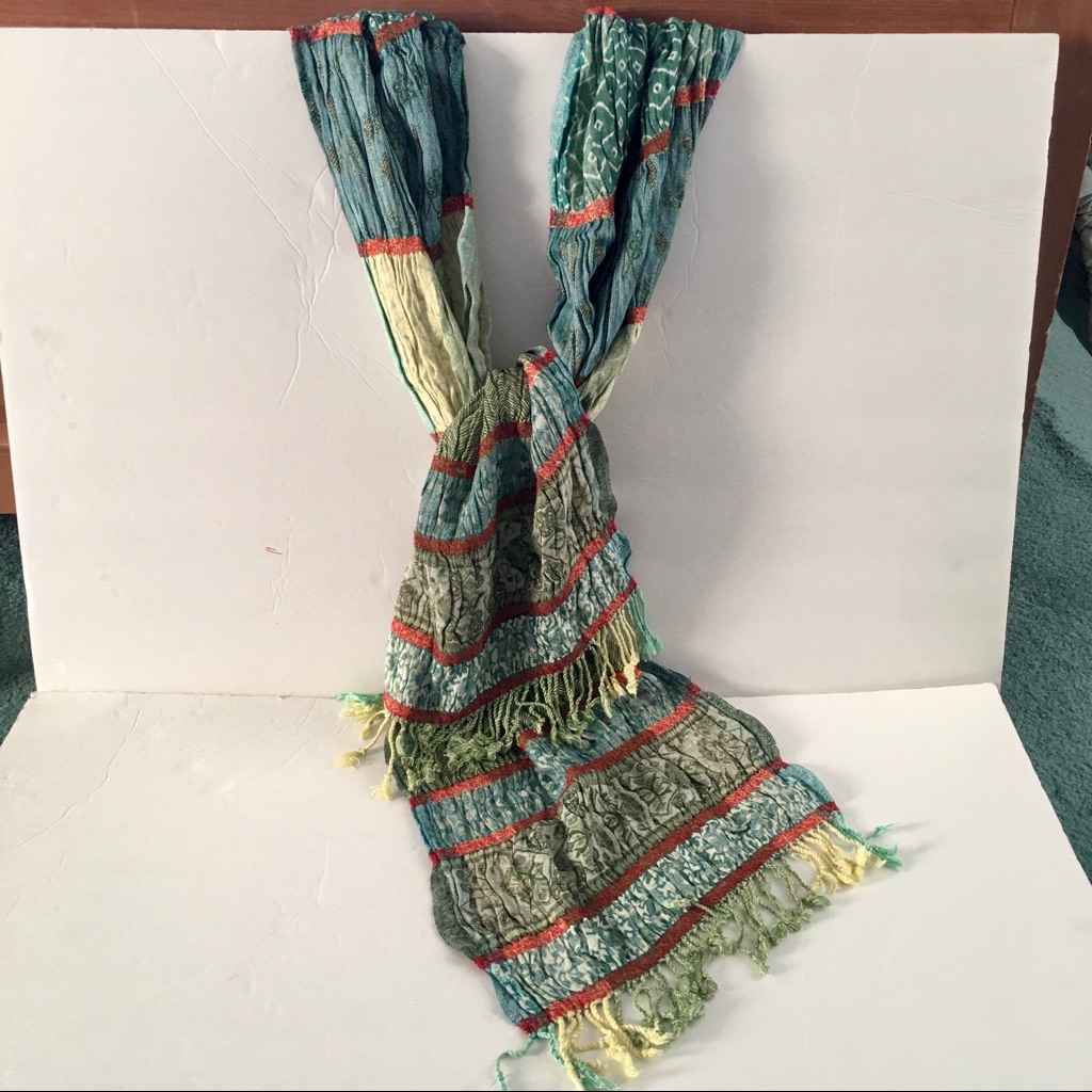 Nwot100 Viscose Multicolored Scarf
